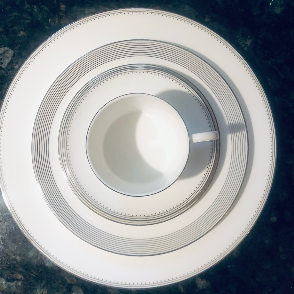 One 5 piece Vera Wang Wedgewood fine China place setting.